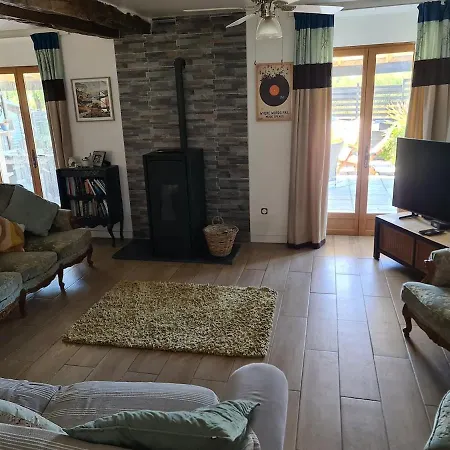 Maison Trichard Nyaraló *